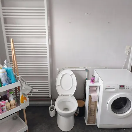 Confortable A De 70 M² شقة *