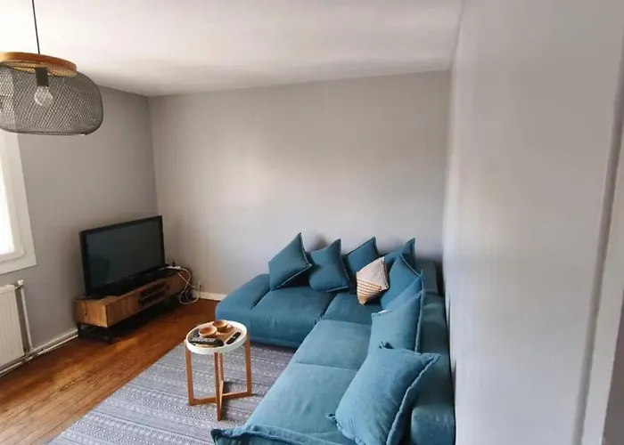 Appartement Confortable A Eppeville De 70 M² * Eppeville