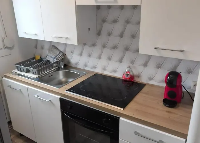 Appartement Confortable A Eppeville De 70 M² Eppeville